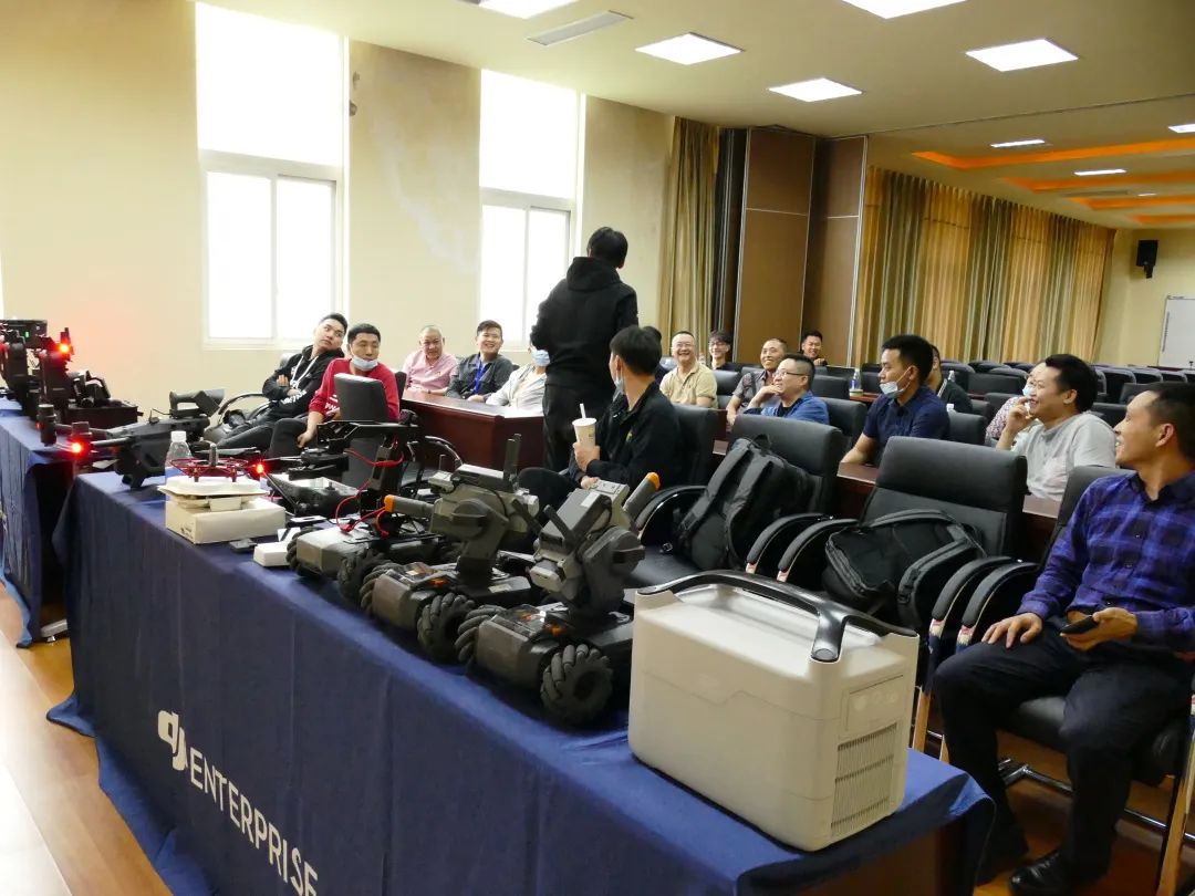 微信图片_20220513141649.jpg 微信图片_20220513141649.jpg